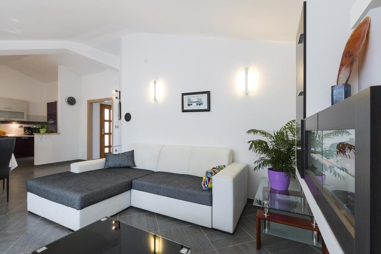 Apartment Carmen Πούλα Εξωτερικό φωτογραφία