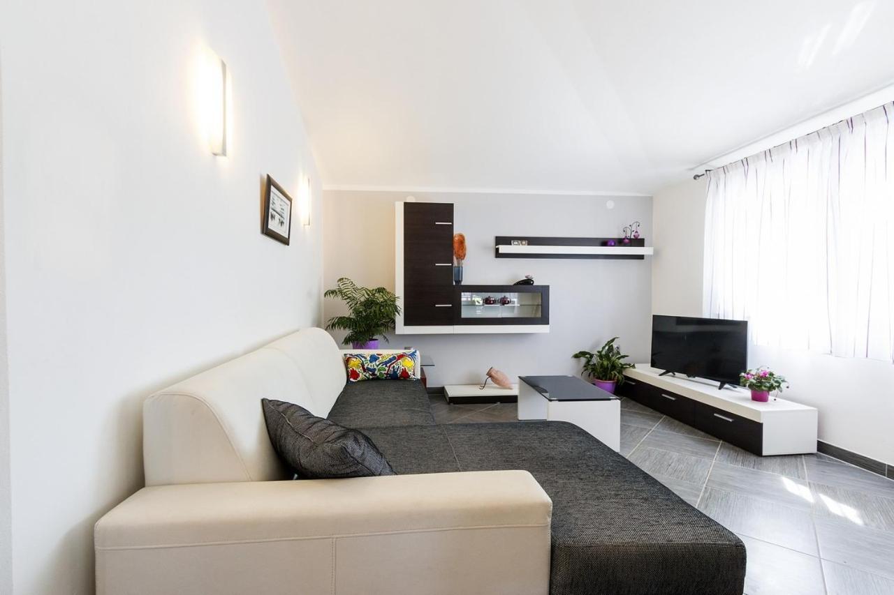 Apartment Carmen Πούλα Εξωτερικό φωτογραφία