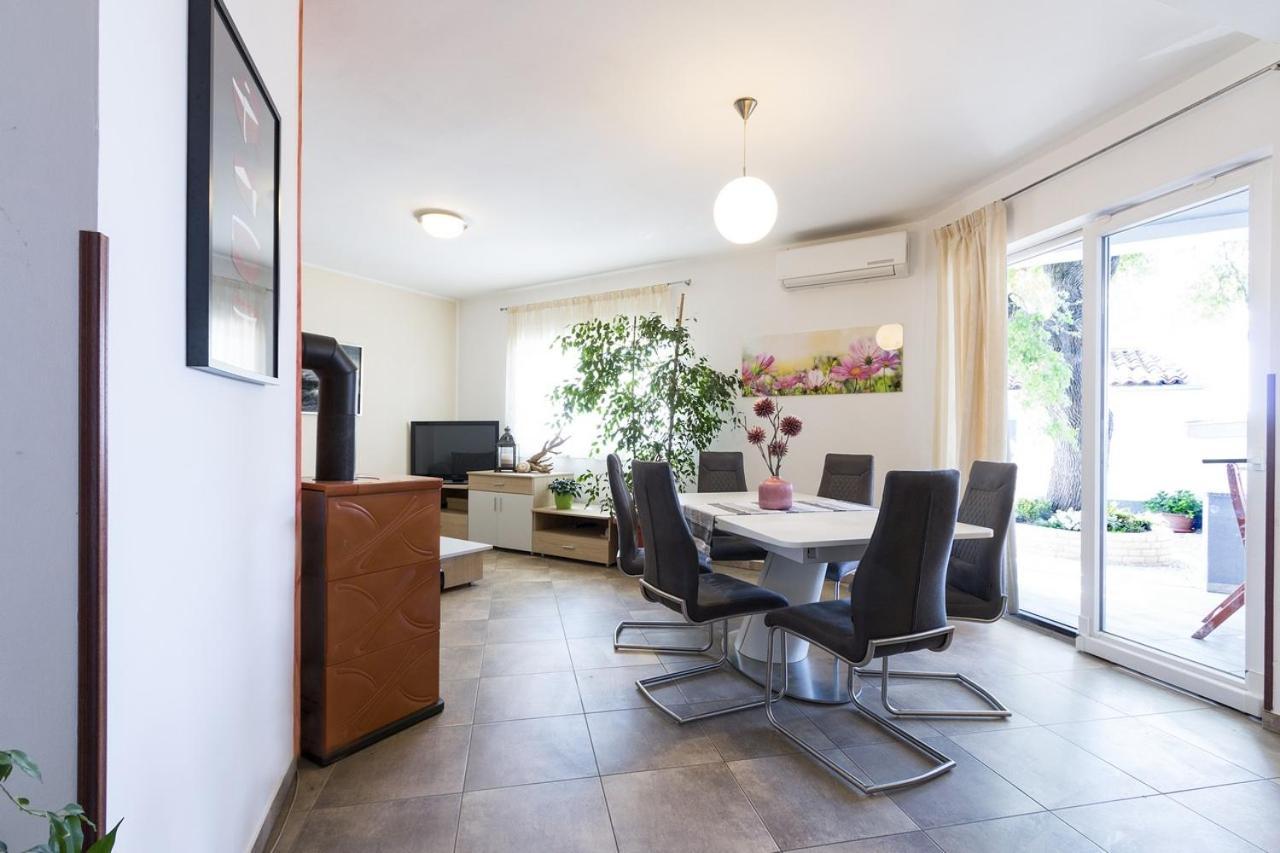 Apartment Carmen Πούλα Εξωτερικό φωτογραφία