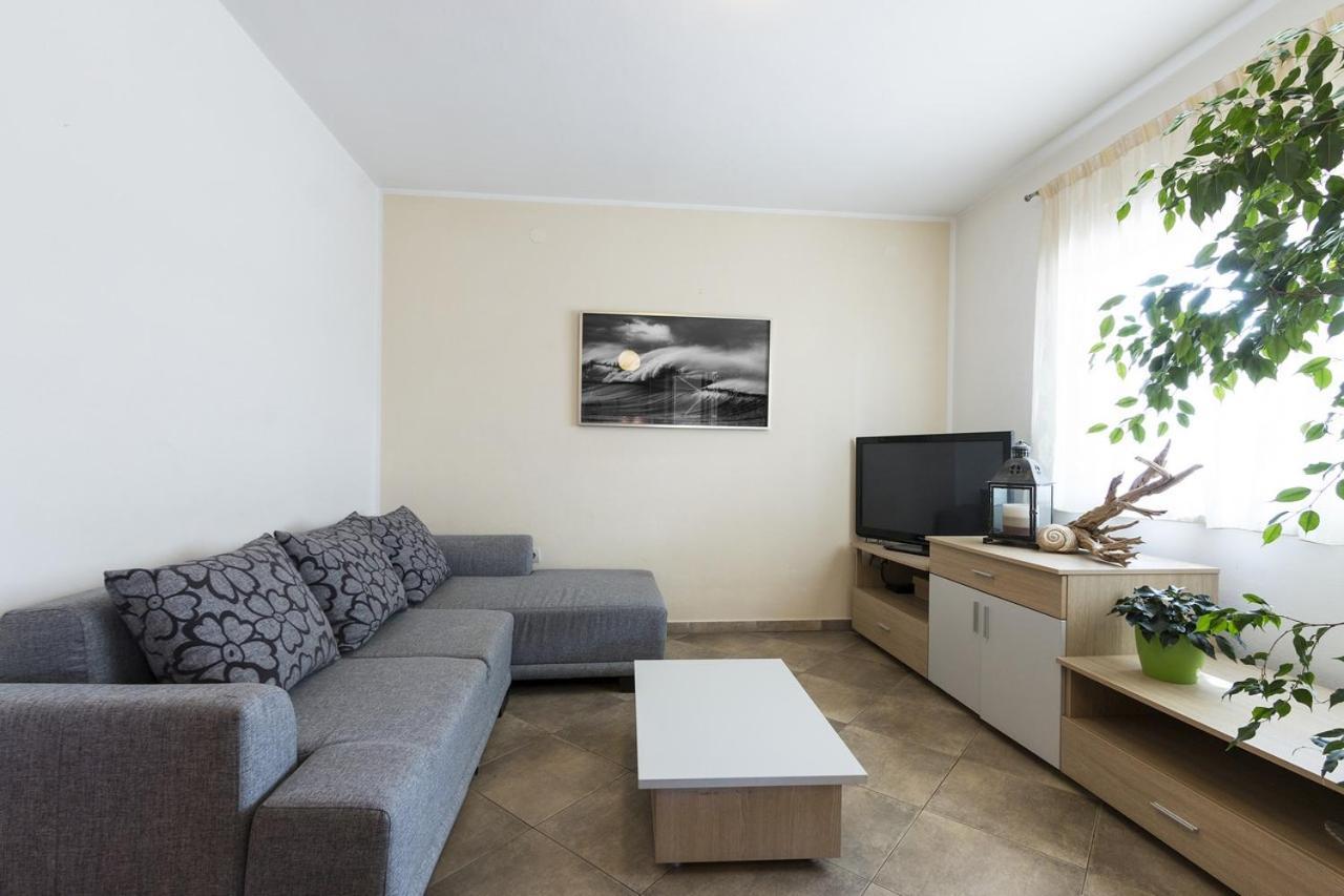 Apartment Carmen Πούλα Εξωτερικό φωτογραφία