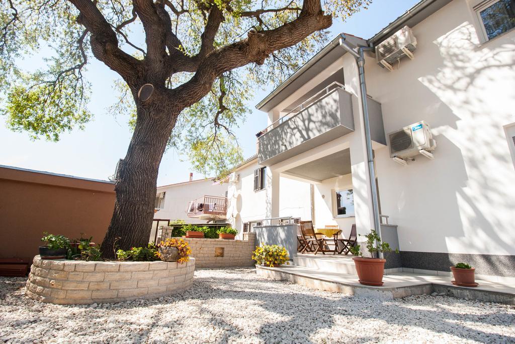 Apartment Carmen Πούλα Δωμάτιο φωτογραφία
